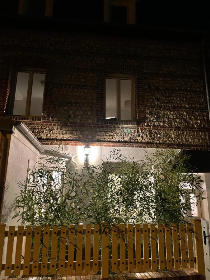 Etretat: Agreable Maison De Ville Exterior foto